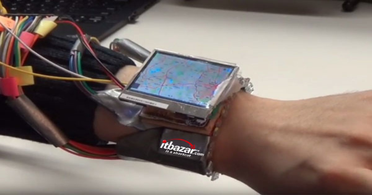 ساعت هوشمند WristWhirl با حرکت مچ دست کنترل می شود
