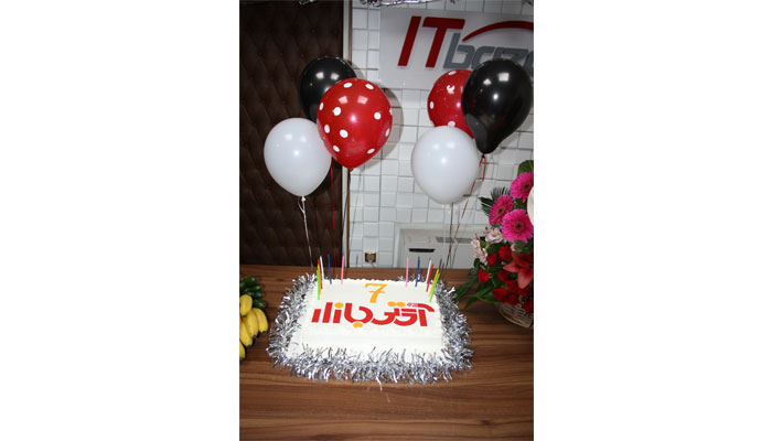 جشن تولد آی تی بازار 