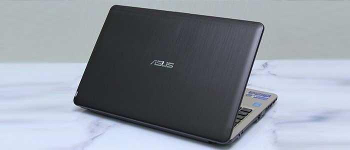 لپ تاپ 15.6 اینچ ASUS A540UP i5-7200U نمای پشتی لپ تاپ 15.6 اینچ ASUS A540UP