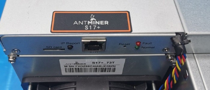 پورت اترنت دستگاه ماینر بیت مین Antminer S17+ 73Th