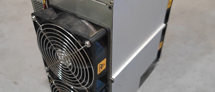  فن دستگاه ماینر بیت مین Antminer T17 42Th