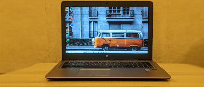 نمای رو به رویی لپ تاپ استوک اچ پی EliteBook 850 G3