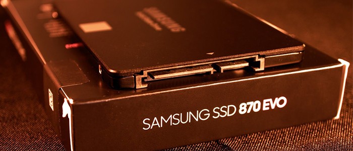 حافظه اس اس دی سامسونگ 870EVO 250GB از نمای نزدیک
