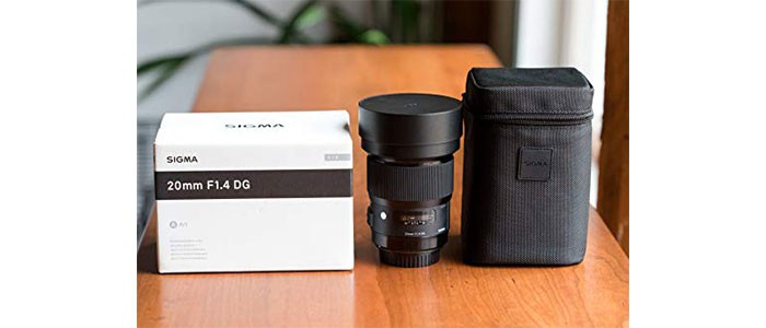 لنز دوربین عکاسی سیگما 20mm f/1.4 DG HSM Art به همراه جعبه و کیف